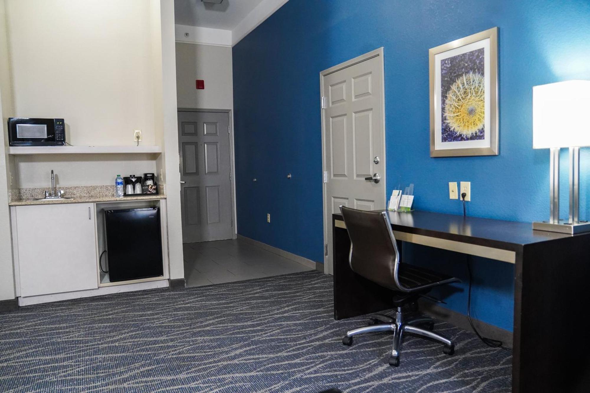 La Quinta By Wyndham Phoenix I-10 West Extérieur photo