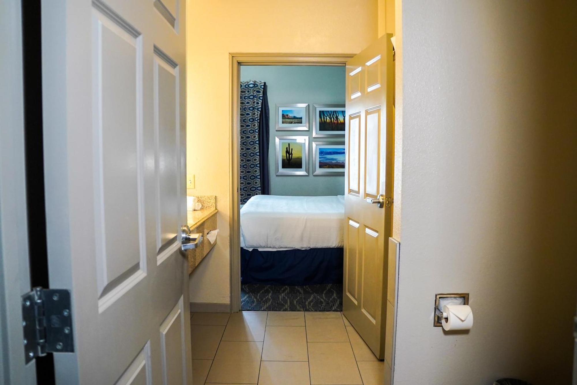 La Quinta By Wyndham Phoenix I-10 West Extérieur photo